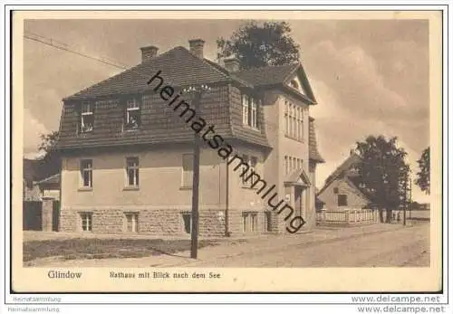 Glindow - Rathaus mit Blick nach dem See