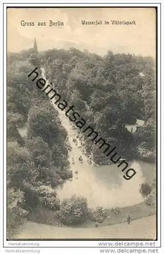 Berlin - Wasserfall im Viktoriapark