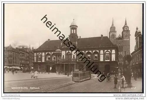 Magdeburg - Rathaus - Strassenbahn - Foto-AK 20er Jahre