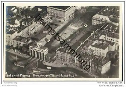 Berlin-Mitte - Brandenburger Tor - Pariser Platz - Fliegeraufnahme - Foto-AK ca. 1930