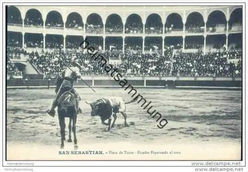 San Sebastian - Plaza de Toros - Picador Esperado al toro