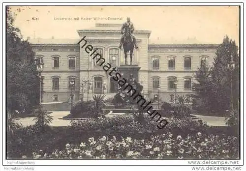 Kiel - Universität mit Kaiser Wilhelm Denkmal