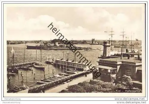 Kiel - Hafenpartie - Foto-AK 30er Jahre