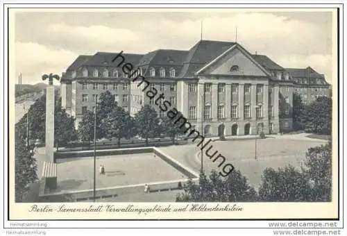 Berlin - Siemensstadt - Verwaltungsgebäude und Heldendenkstein