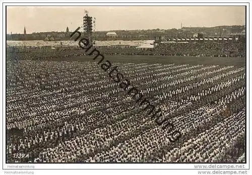 Stuttgart - Aufstellung der Mannschaften im Stadion - Deutsches Turnfest 1933 - Foto-AK