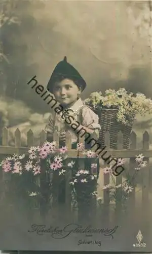 Herzlichen Glückwunsch zum Geburtstag - Junge mit Blumenkorb - Soldatenbrief