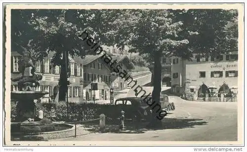 Miesbach - Hindenburgplatz - Esso Zapfsäule - Gasthof Haindl - Foto-AK