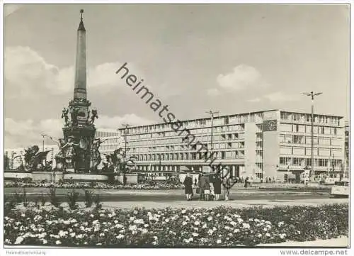 Leipzig - Mendebrunnen und neues Postamt am Karl-Marx-Platz - Foto-AK Grossformat - Verlag VEB Bild und Heimat Reichenba