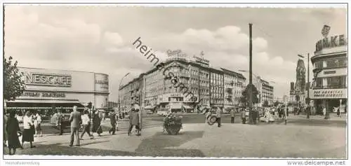 Berlin - Kurfürstendamm Ecke Joachimstaler Strasse - Foto-AK Panoramakarte 9cm x 21cm - Verlag Bruno Schroeter Berlin