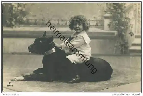 Hund - Mädchen - Foto-AK