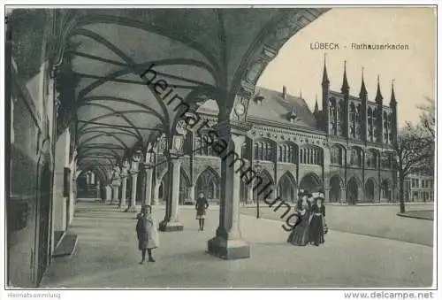 Lübeck - Rathausarkaden