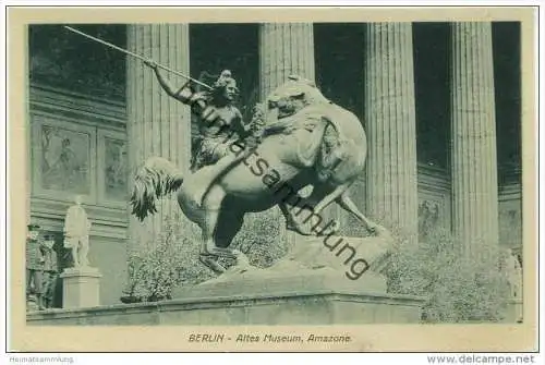 Berlin - Altes Museum - Amazone