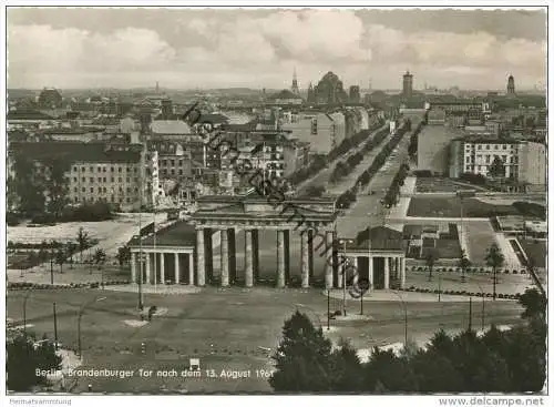 Berlin - Mauer - Brandenburger Tor nach dem 13. Aug. 1961 - Foto-AK Grossformat - Luftaufnahme