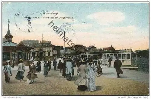 Hamburg - Anlegestelle der Alsterboote am Jungfernstieg