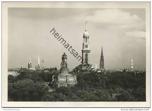 Hamburg - Kirchtürme und Bismarck-Denkmal - Foto-AK Grossformat
