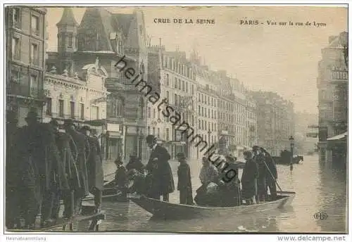 Paris - Crue de la Seine - Vue sur la rue de Lyon