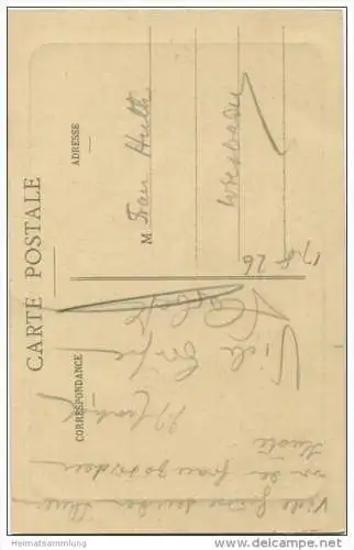 Normandie - Jeune Fille de Bayeux