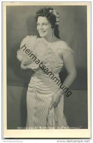 Hildegarde Ranczak in Fledermaus - Tschechisch-Deutsche Opernsängerin (Sopran) - Foto-AK