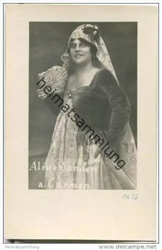 Aline Sanden - Carmen - deutsche Opernsängerin (Sopran) - Foto-AK