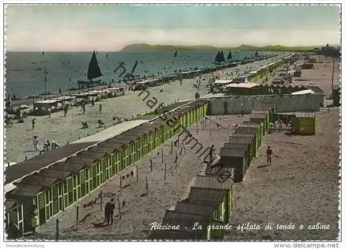 Riccione - La grande sfilata di tende e cabine - Foto AK Grossformat - Vera Fotografia