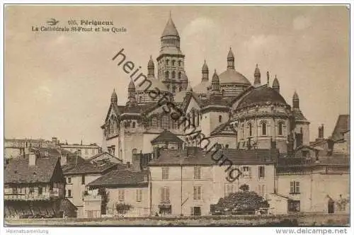 Perigueux - La Cathedrale St-Front et les Quais ca. 1920
