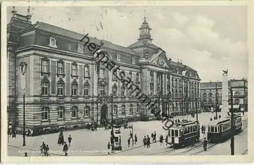 Karlsruhe - Hauptpost - Grenadierdenkmal - Strassenbahn