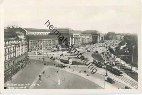 Leipzig - Hauptbahnhof - Strassenbahn - Foto-Ansichtskarte - Verlag Vereinigter Leipziger Bahnhofsbuchhandel