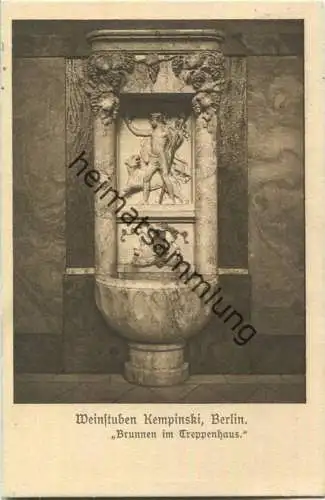 Berlin - Weinstuben Kempinski - Brunnen im Treppenhaus