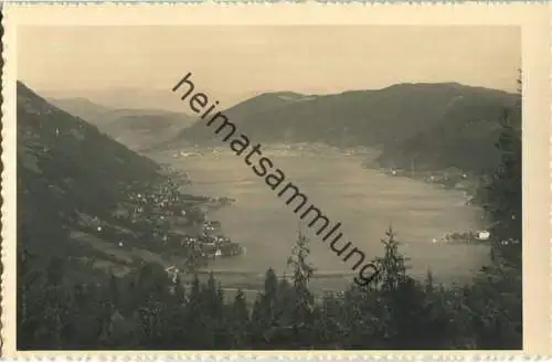 Blick vom Oswaldiberg auf den Ossiachersee - Foto-Ansichtskarte - Verlag U. Baptist Annenheim