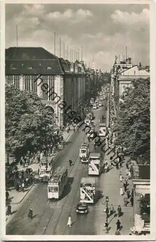 Berlin - Leipziger Strasse - Strassenbahn - Bus - Foto-Ansichtskarte - Verlag Hans Andres Berlin