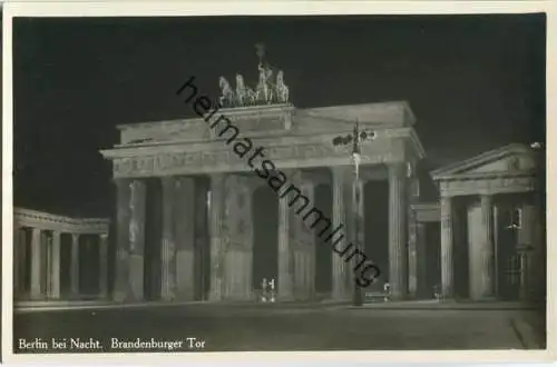 Berlin - Brandenburger Tor bei Nacht - Foto-Ansichtskarte