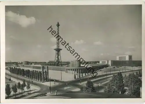 Berlin - Ausstellungshallen mit Funkturm - Foto-Ansichtskarte Grossformat 30er Jahre - Verlag Hans Andres Berlin