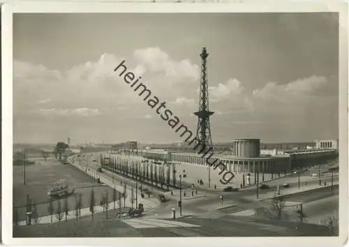Berlin - Ausstellungshallen mit Funkturm - Foto-Ansichtskarte Grossformat 30er Jahre - Verlag Hans Andres Berlin