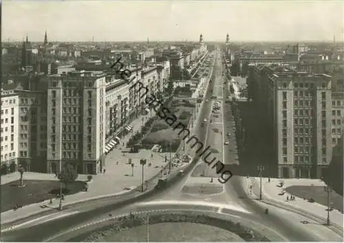 Berlin - Karl-Marx-Allee mit Frankfurter Tor - Foto-Ansichtskarte - Dick-Foto-Verlag Erlbach