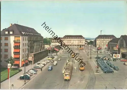 Karlsruhe - Bahnhofsplatz - Straßenbahnen - Foto-Ansichtskarte