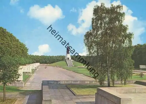 Berlin - Treptow - Sowjetisches Ehrenmal - Ansichtskarte Großformat 1973 - Verlag VEB Bild und Heimat Reichenbach