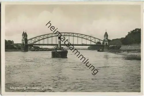 Magdeburg - Elbkahn Nobe - Foto-Ansichtskarte - Hindenburgbrücke