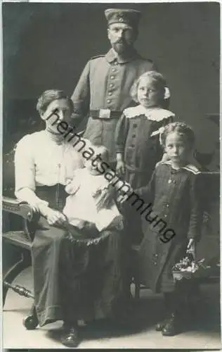 Familienfoto - Foto-Ansichtskarte - ca. 1915