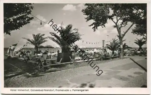 Ostseebad Niendorf bei Travemünde - Hotel Immenhof - Promenade und Palmengarten - Foto-AK gel. 1954
