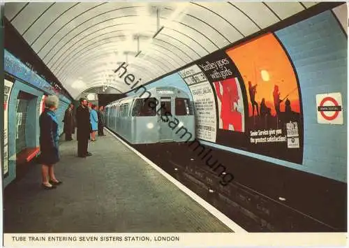 London - Seven Sisters Station - Tube Train entering