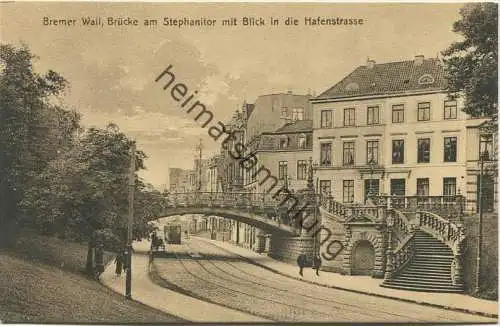 Bremen - Bremer Wall - Brücke am Stephanitor mit Blick in die Hafenstrasse