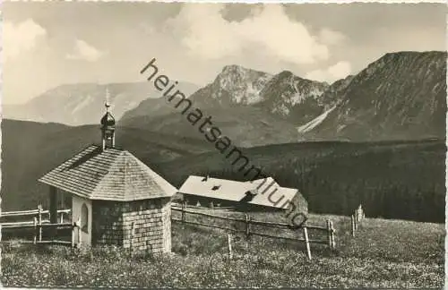 Stoißer Alm mit Hochstaufen und Untersberg - Foto-AK - Verlag Ludwig Klein Teisendorf