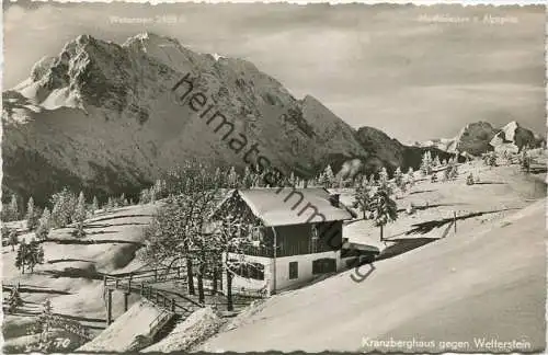 Kranzberghaus gegen Wetterstein - Foto-AK - Verlag Foto-Sepp Mittenwald gel. 1956