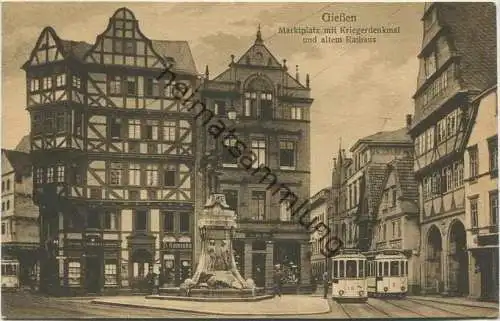 Giessen - Marktplatz mit Kriegerdenkmal - Strassenbahn - Verlag Ernst Jung Gießen