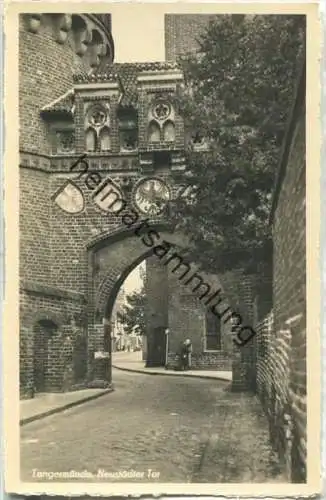 Tangermünde - Neustädter Tor - Foto-Ansichtskarte 50er Jahre - Verlag Trinks & Co Leipzig