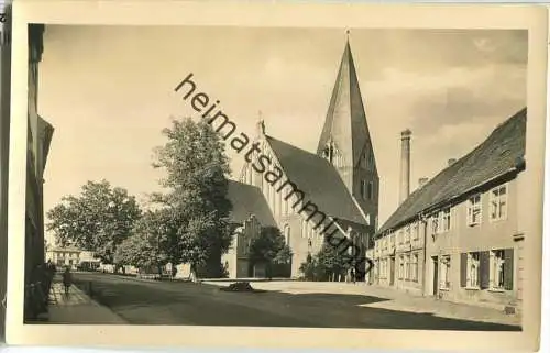 Röbel/Müritz - St. Nicolaikirche - Foto-Ansichtskarte 50er Jahre - Verlag Photowerkstätten Rether Bestensee