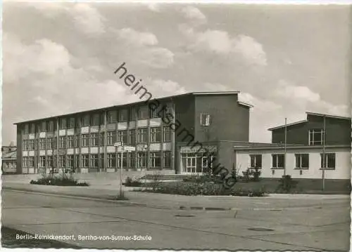 Berlin-Reinickendorf - Reginhardstraße Bertha-von-Suttner-Schule - Foto-AK Grossformat - Verlag Kunst und Bild Berlin