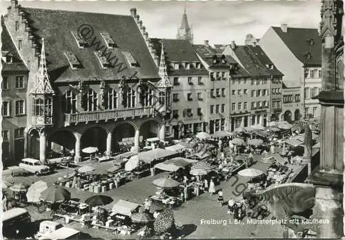 Freiburg im Breisgau - Münsterplatz mit Kaufhaus - Foto-AK Grossformat - Verlag Karl Alber Freiburg