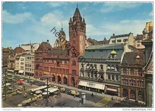 Basel - Rathaus und Marktplatz - AK Grossformat