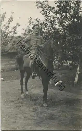 Soldat auf einem Pferd - Foto-AK - Feldpost gel. 1917